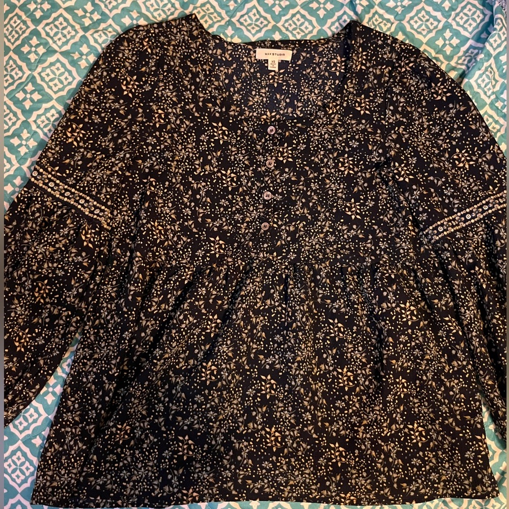 never wore. got as a gift. found in closet.